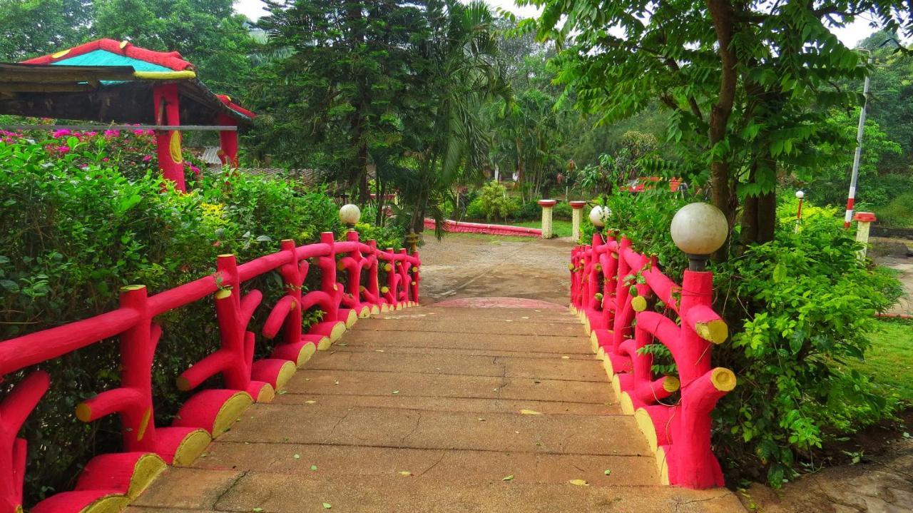 Golden Resort And Farm Nashik Exterior foto