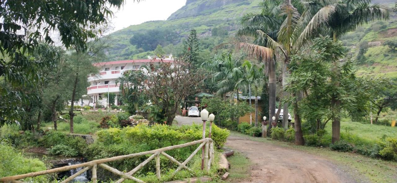 Golden Resort And Farm Nashik Exterior foto