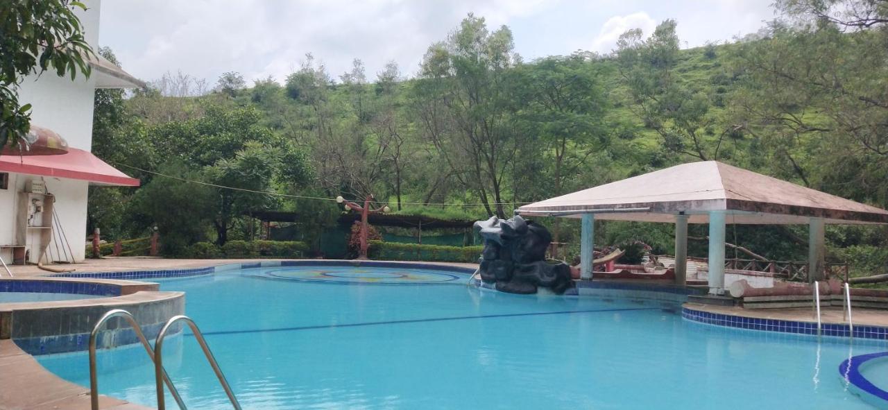 Golden Resort And Farm Nashik Exterior foto