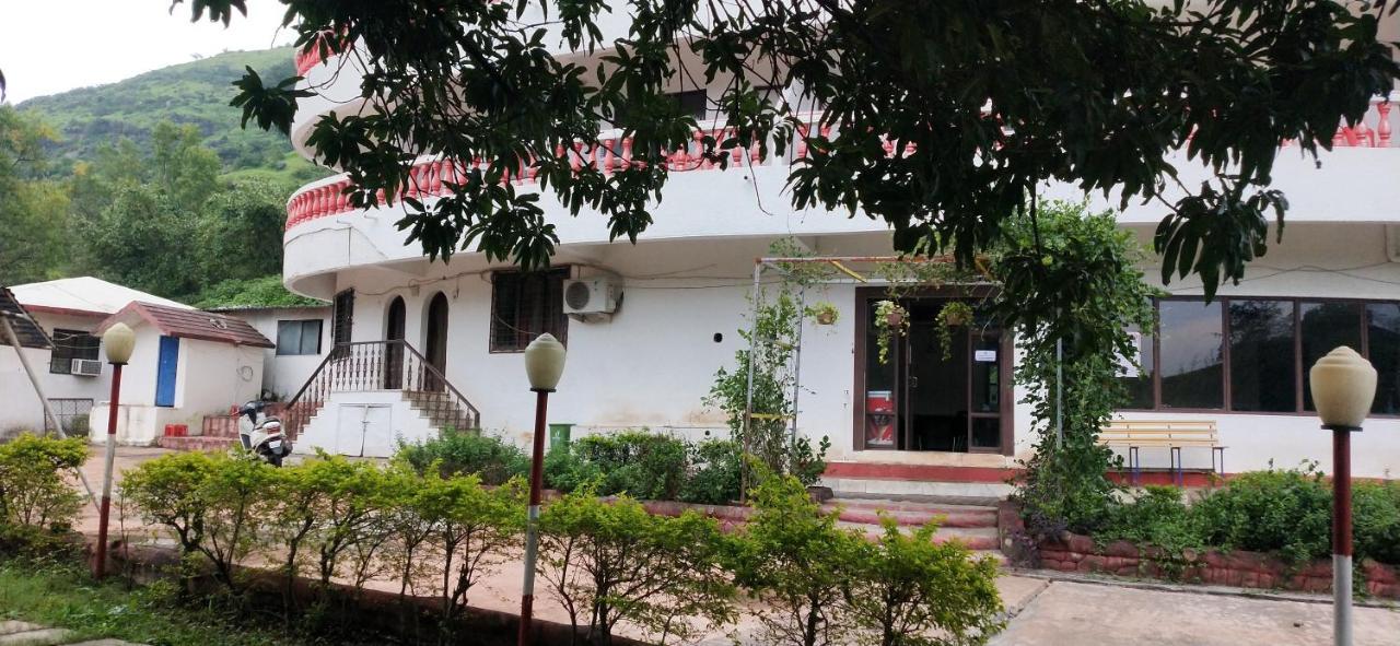 Golden Resort And Farm Nashik Exterior foto