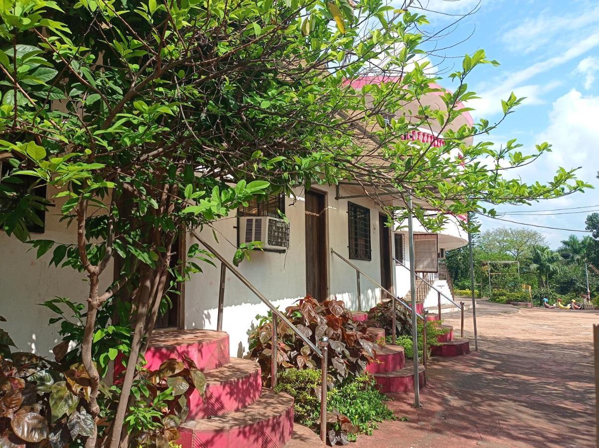 Golden Resort And Farm Nashik Exterior foto